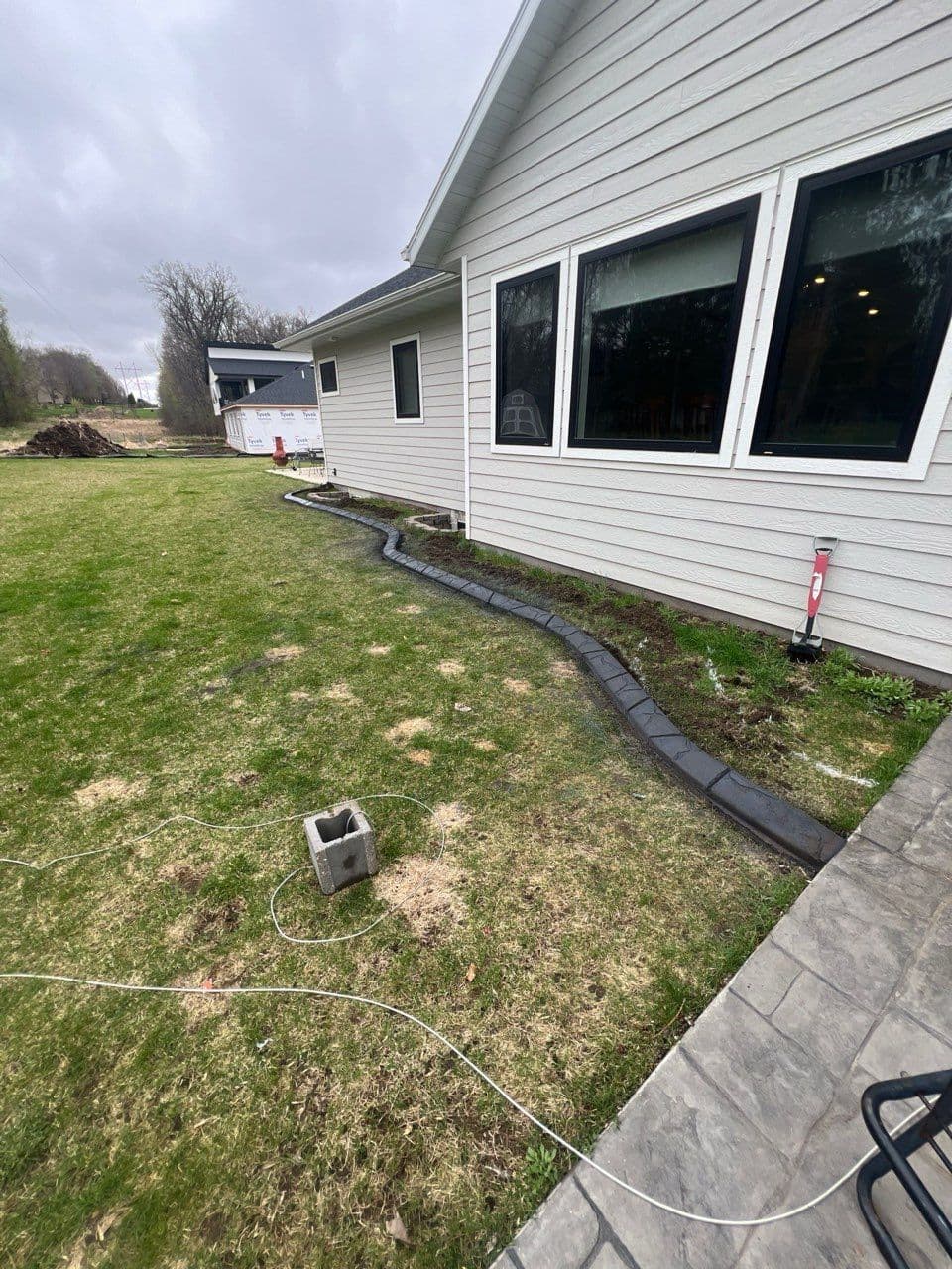 Elegant Granite Curb Edging for Stunning Yards